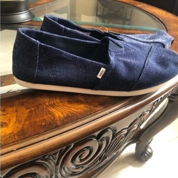 NEW Toms Womens Alpargata Glimmer Navy Flats 
New with no box. - Picture 3 of 5